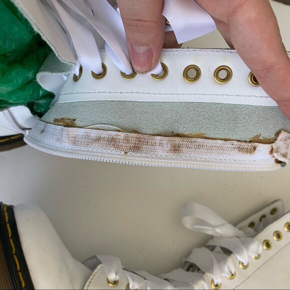 Dr. Martens RARE wedding 1c57 rose etched tall 14 hole ribbon laced boots - Picture 13 of 16